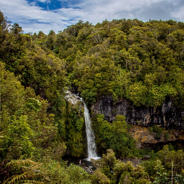 Taranaki-8_thumb.webp